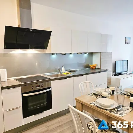 365pam - Nadmorski - Garaz W Cenie Kolobrzeg